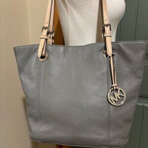 Grey Leather Michael Kors Shoulder Bag